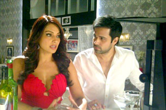 Raaz 3 promos too bold for Bips